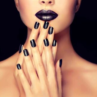 Ολοκληρωμένο&nbsp;<strong>Μανικιούρ </strong>με&nbsp;<strong>Ημιμόνιμη&nbsp;</strong>βαφή