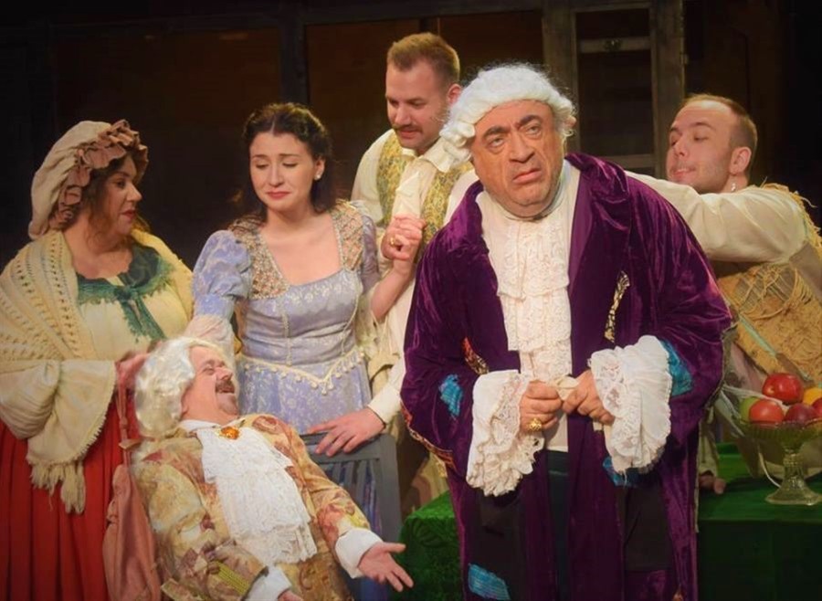 «<strong>Φιλάργυρος</strong>» του Μολιέρου... Η επιτυχημένη παράσταση, εκπαιδευτικού χαρακτήρα έρχεται για 2η χρονιά και υπόσχεται να διασκεδάσει αλλά και να προβληματίσει το κοινό | 09/05