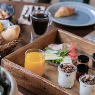 Απολαυστικό και χορταστικό&nbsp;<strong>Brunch - Πρωινό</strong> για<strong> 2 άτομα </strong>σε ένα ατμοσφαιρικό περιβάλλον με ζεστή φιλοξενία, στα Λαδάδικα!&nbsp;&nbsp;