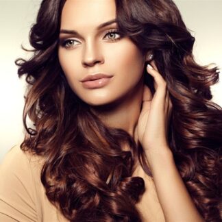 <strong>Βαφή μαλλιών </strong>και<strong> θεραπεία ενυδάτωσης&nbsp;</strong>με κορυφαία προϊόντα&nbsp;<strong>Schwarzkopf,&nbsp;</strong><strong>&nbsp;Botox </strong>και <strong>Χτένισμα</strong>