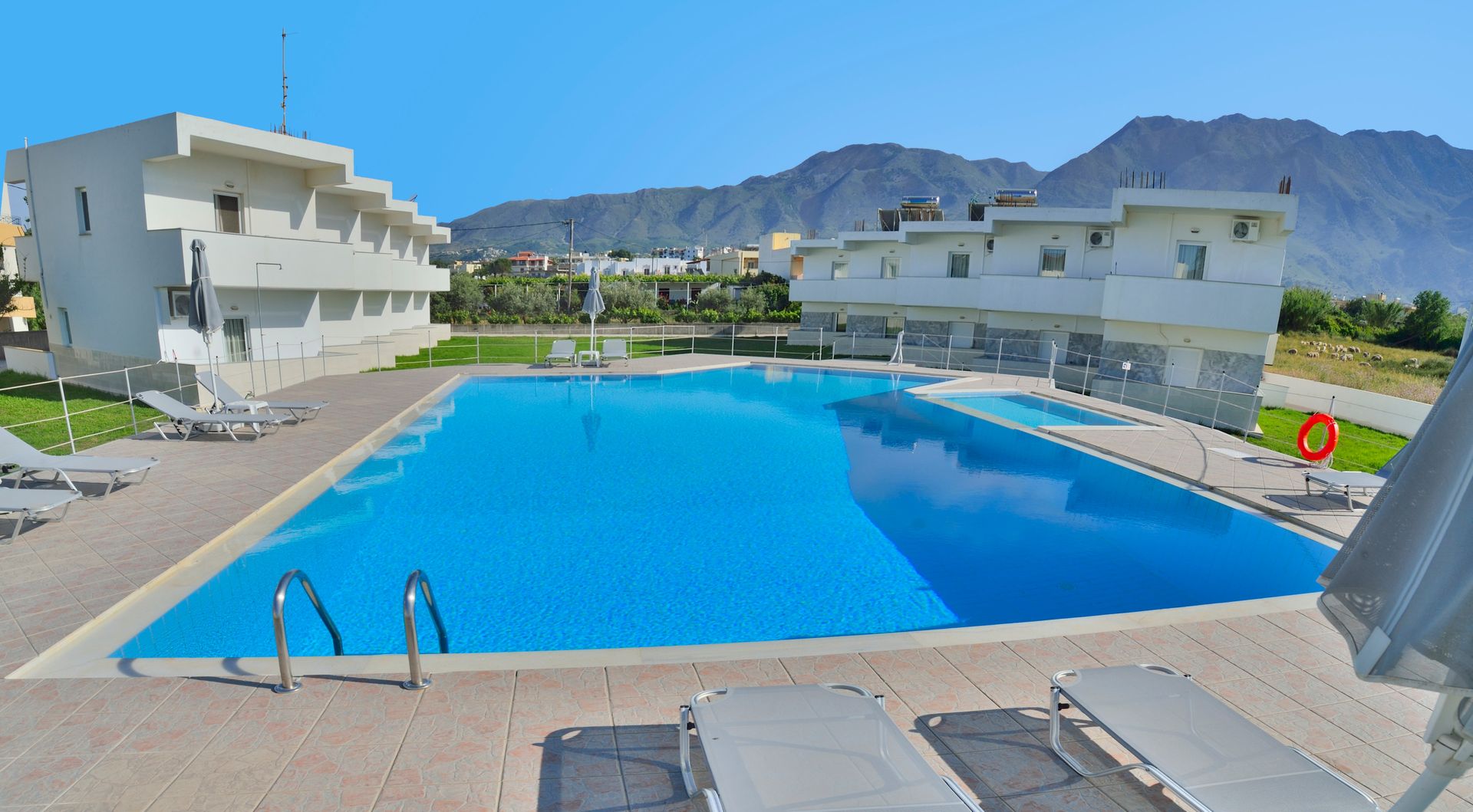 Reina Apartments - Γεωργιούπολη, Κρήτη