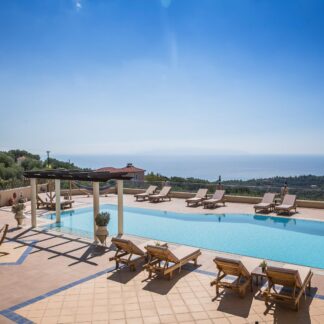 Diana Studios - Τραπεζάκι, Κεφαλονιά