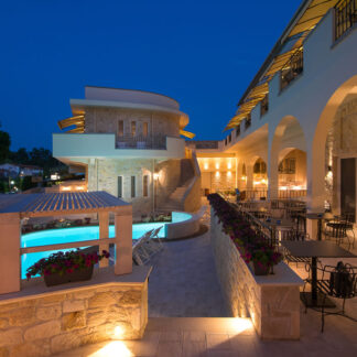 4* Neikos Luxury Suites - Χανιώτη, Χαλκιδική