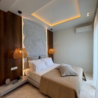 Poema - Αντίπαρος