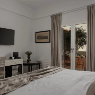 4* Papi Boutique Hotel - Βαθύ, Αίγινα