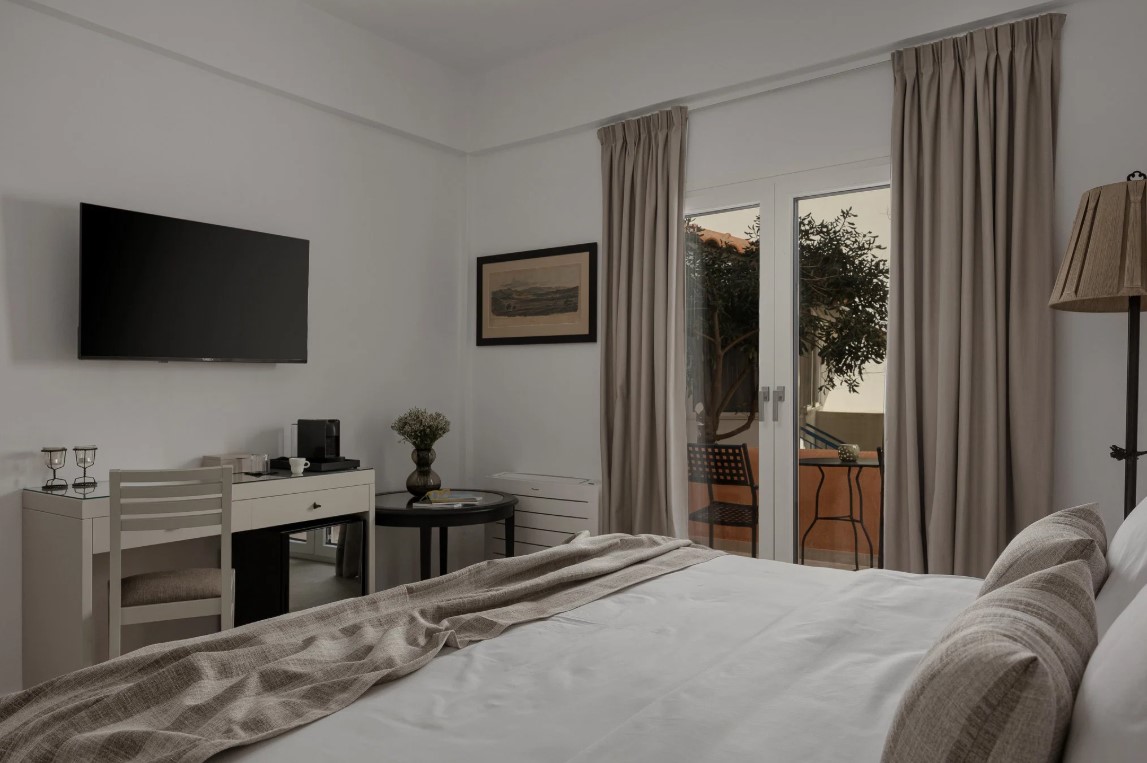 4* Papi Boutique Hotel - Βαθύ, Αίγινα