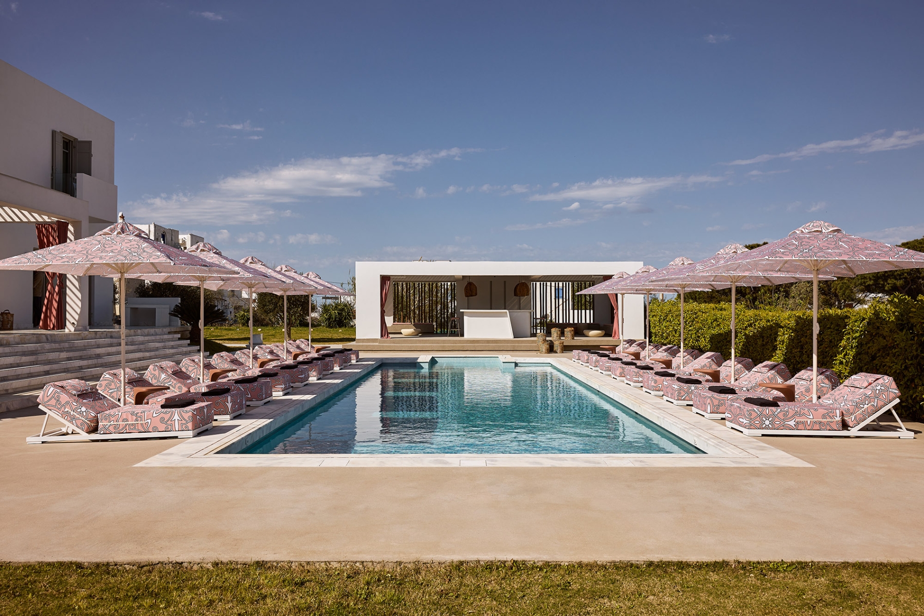 4* Tzanis Resort - Μώλος, Σκύρος