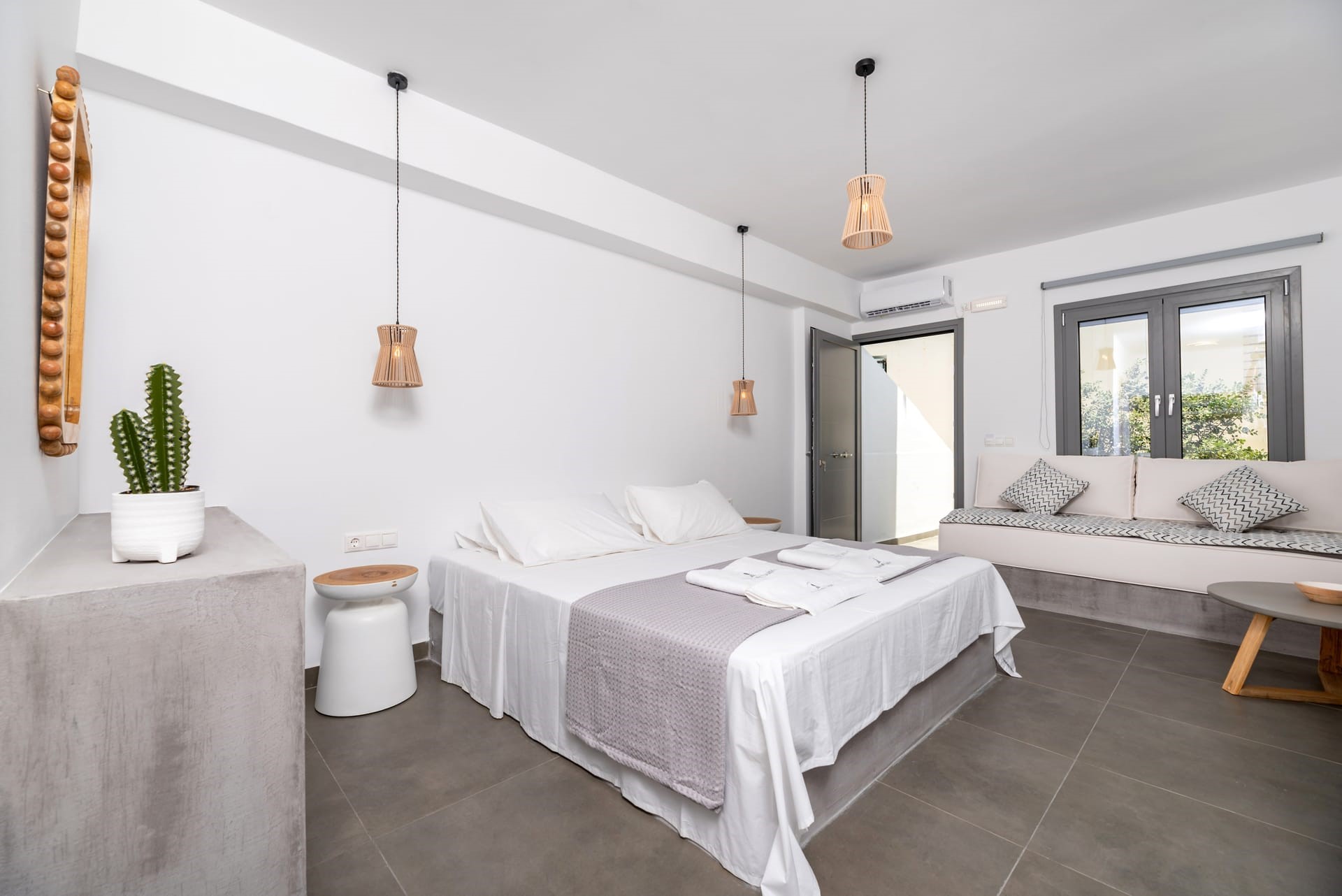 Aqualung Suites - Καμάρι, Σαντορίνη