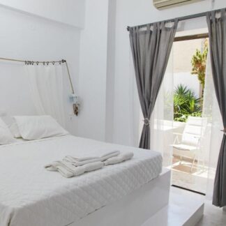 Golden Star Praxitelous - Aγία Μαρίνα, Αίγινα