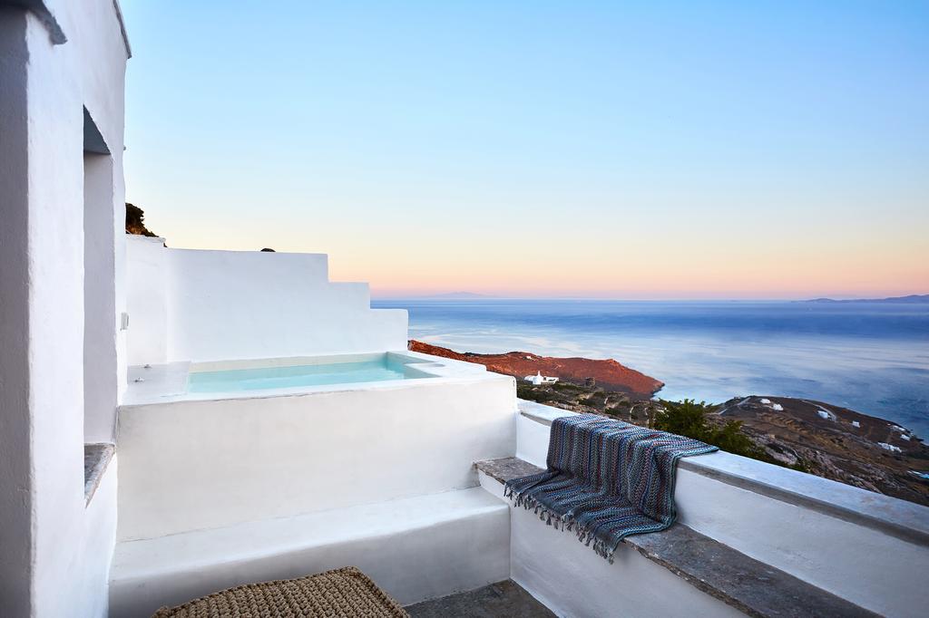 Living Theros Luxury Suites - Καρδιανή, Τήνος