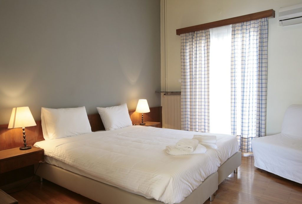 Theoxenia Hotel - Λουτράκι