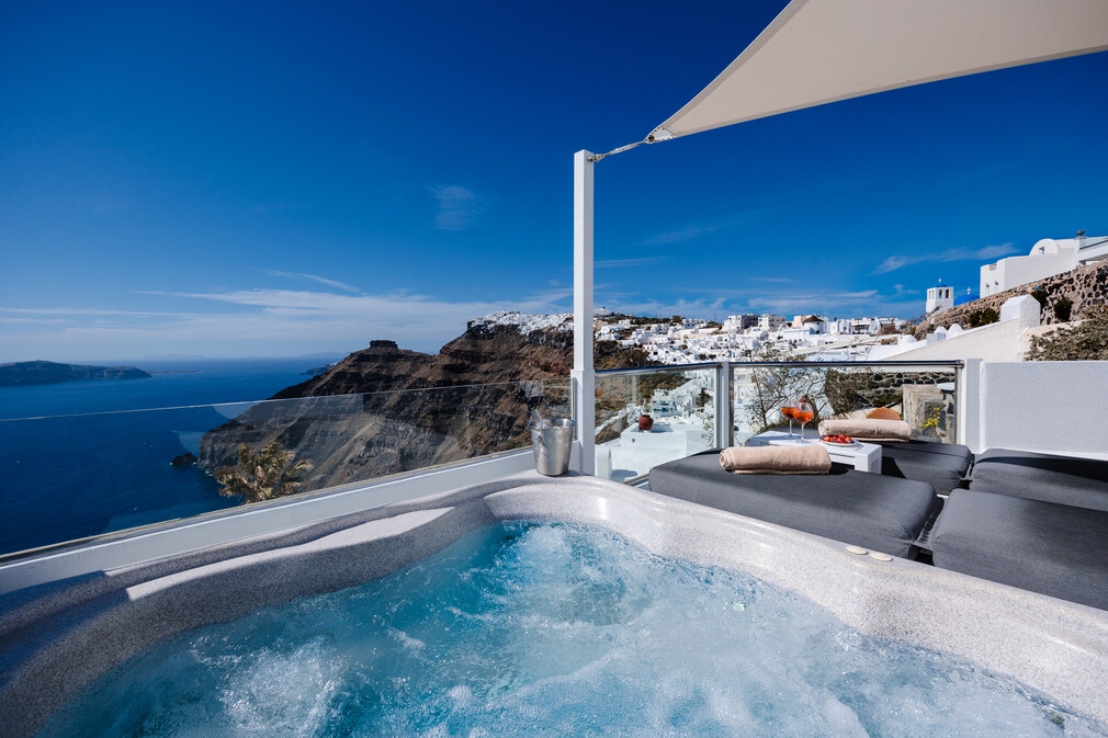 Nevma Suites - Φηροστεφάνι, Σαντορίνη