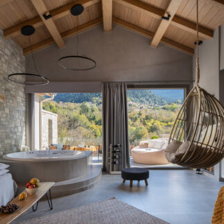 Evora Suites - Γαύρος, Καρπενήσι